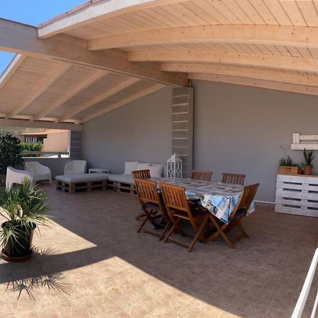 Relais La Terrazza Villa Palmadula ภายนอก รูปภาพ